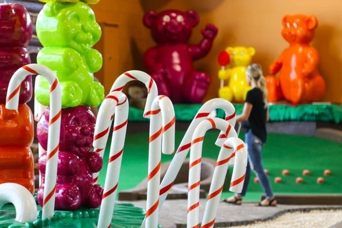 Crave Golf Club - One Course of Mini Golf