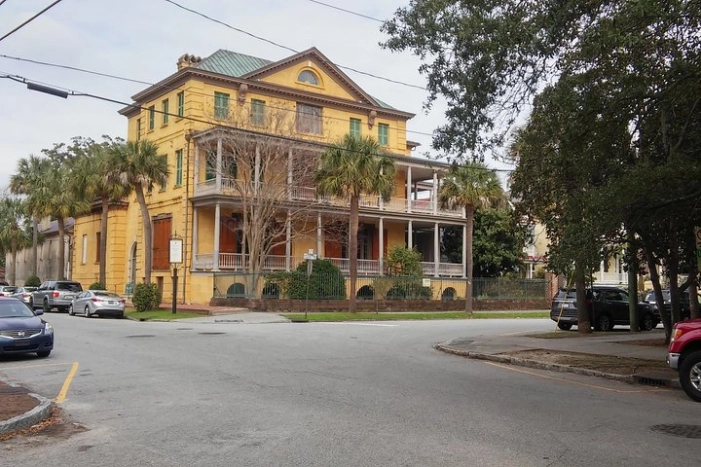 Frankly Charleston Sunday Walking Tour 