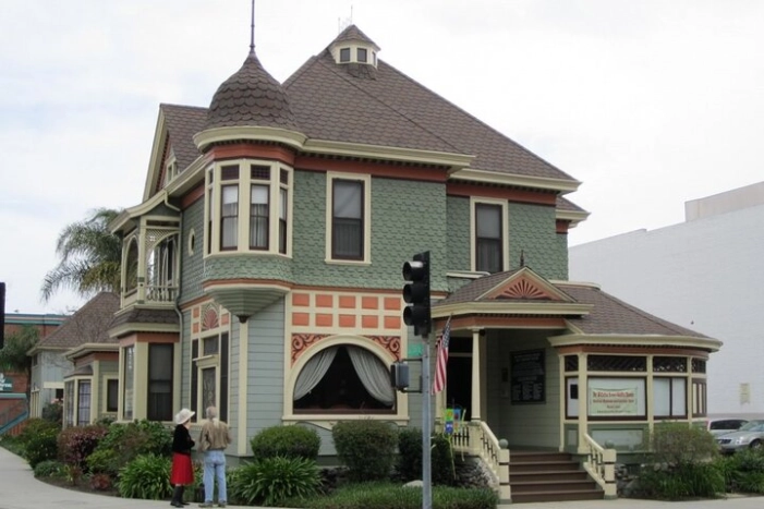 Image 4
