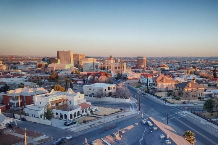 Self Guided El Paso Scavenger Hunt: Sun City Scavenger Hunt