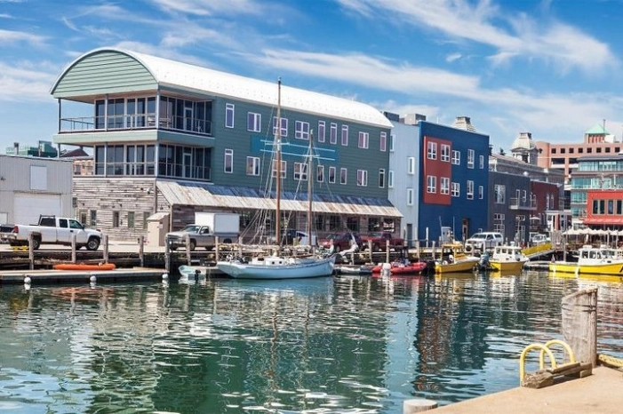 Self-Guided Portland Scavenger Hunt: The Maine Event