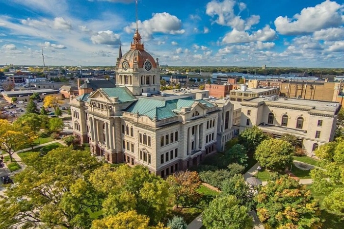 Self-Guided Green Bay Scavenger Hunt: Victory In Titletown