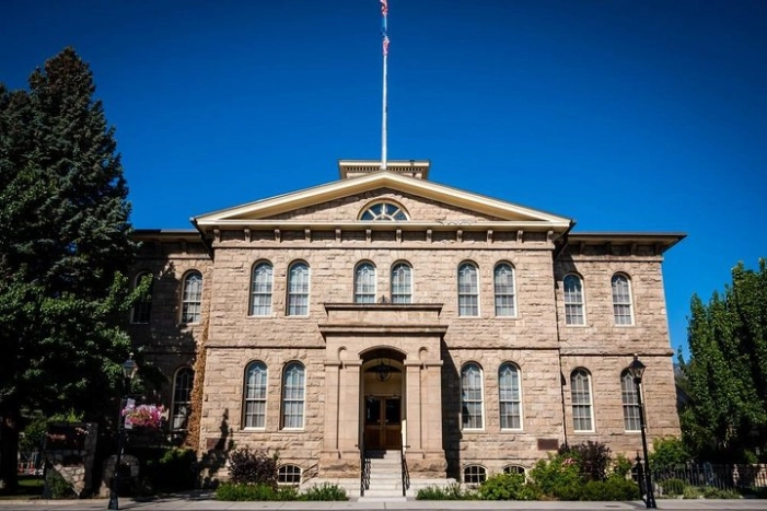 Self-Guided Scavenger Hunt: Test Your Luck In Carson City