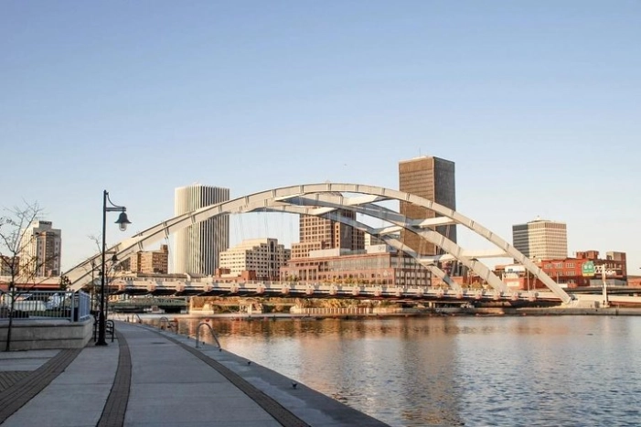 Self-Guided Rochester Scavenger Hunt: Big Little Rochester