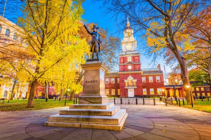 Founding Fathers in Philadelphia Exploration Game and Tour