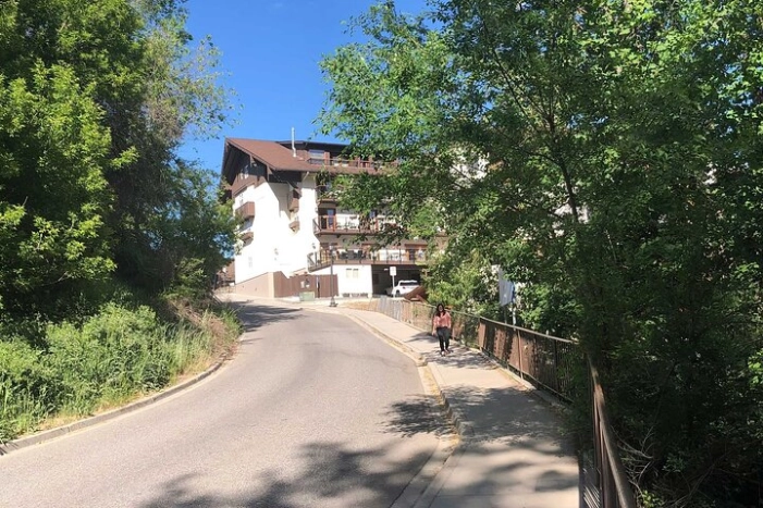 Image 10