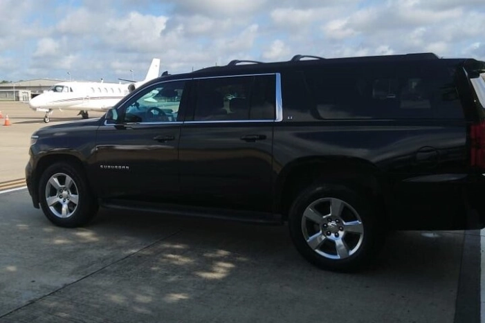 Private SUV Shuttle Hobby Airport to Galveston for Up to 6 Adults