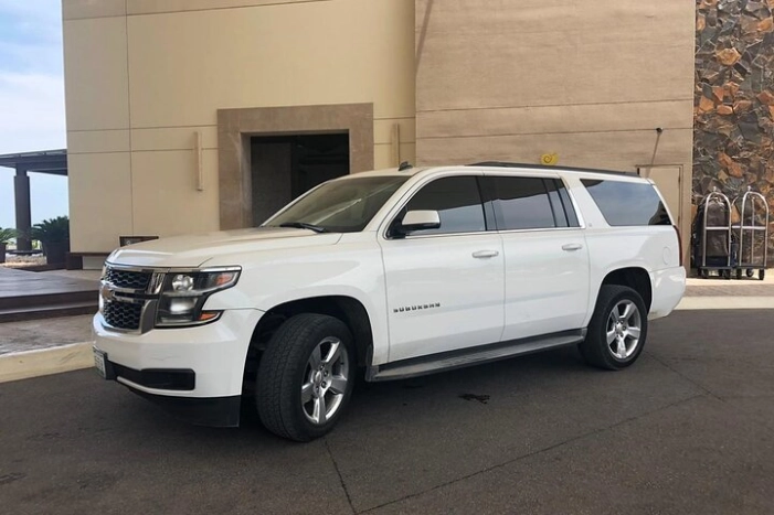 Hatfield to Hartford Airport (BDL) - Departure Private Transfer