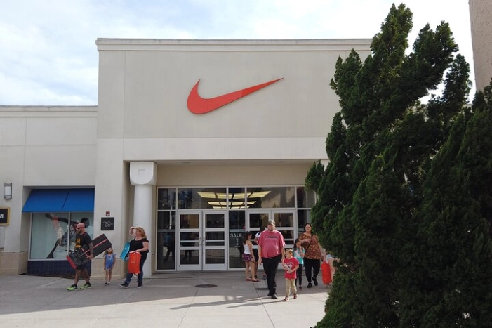 Private Shopping Tour from Orlando to Orlando Premium Outlets