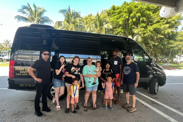 Van Ft Lauderdale Airport or Hotel To Port of Miami or Hotel 