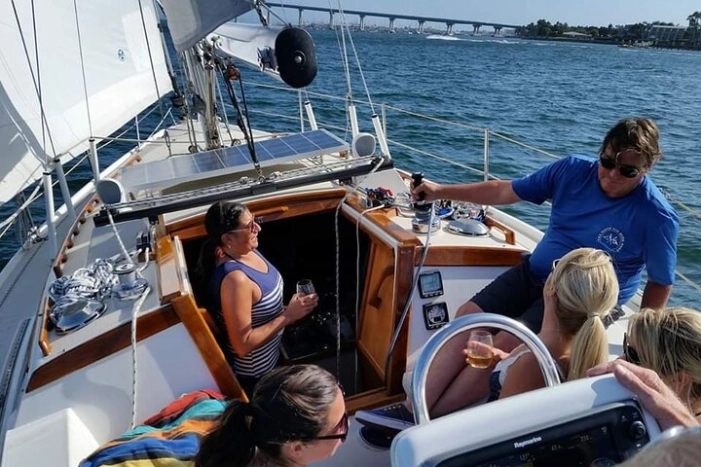 Luxury Sailing Tour of San Diego's Bay and Coastal Waterways