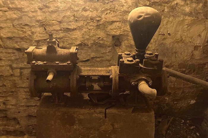 Image 6