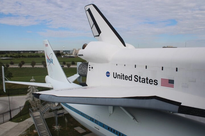 Astroville Tunnel Tour & NASA Space Center Ticket/Transportation