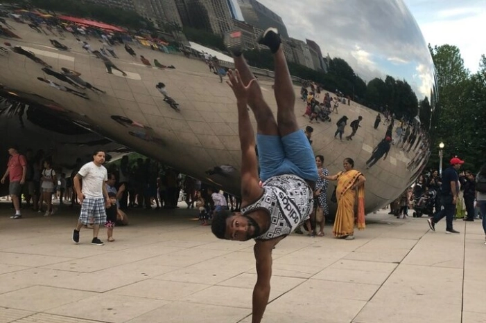 The Chi-Town Showdown Scavenger Hunt 