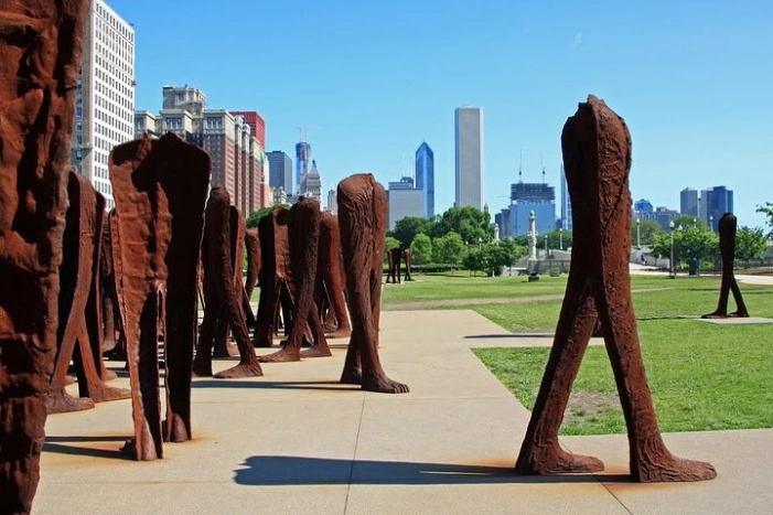 Walking Tour of Chicago’s Artsy Cultural Landmarks 