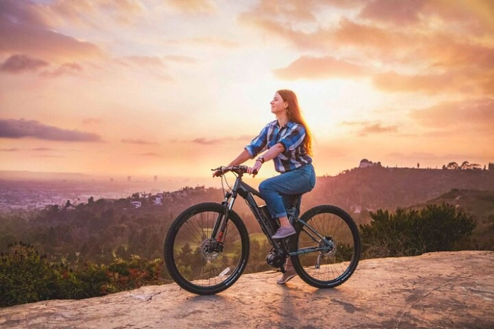 Hollywood Sign E-Bike Ride