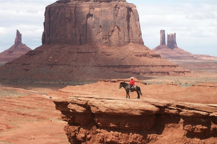 Monument Valley Tour from Flagstaff