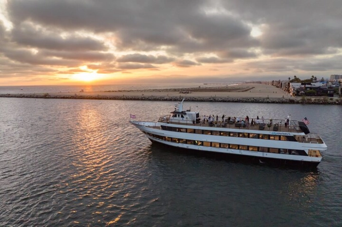 Marina del Rey Christmas Day Buffet Brunch Cruise