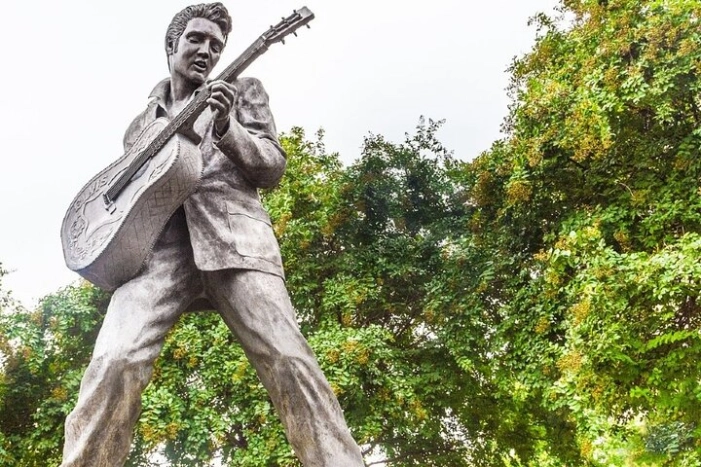 Elvis Presley Full-Day Private Tour of Memphis & Graceland