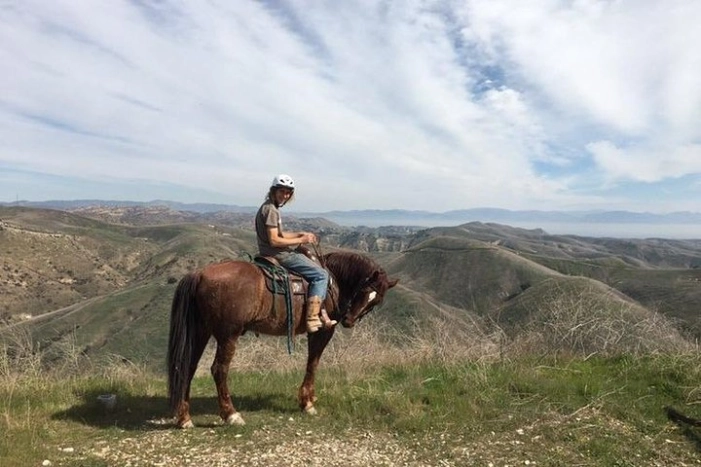 2 Hour Valentine Horseback Riding Adventure in Agoura Hills