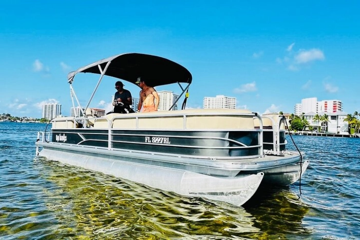 Pontoon Boat 26ft (12pp/115Hp) - Hollywood - FLL - SunBoat rental