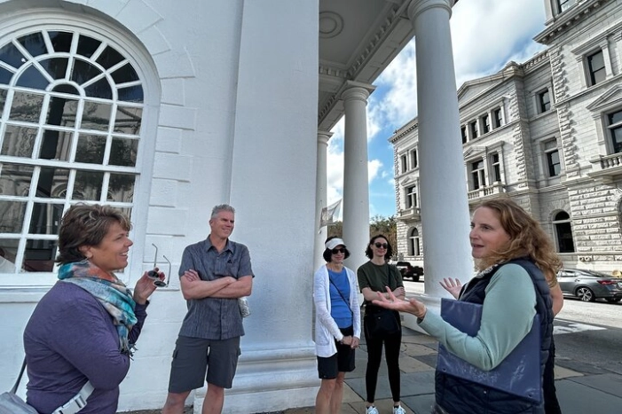 Charleston Gardens & Architecture 2 Hour Small Group Walking Tour