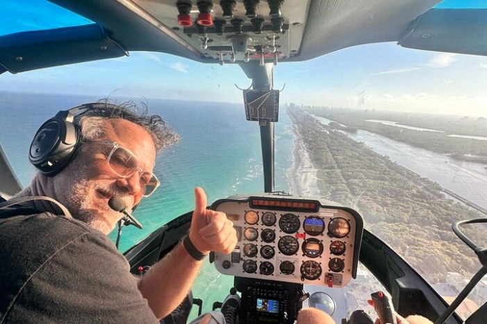 Helicopter Tour: EVERGLADES, HARD ROCK GUITAR & BEACHES