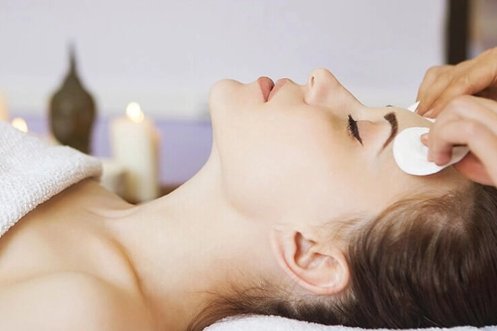  Skin Glo Package w/microderm/LED- For 2 with Appetizers and Wine