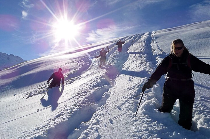 Scenic Snowshoe Adventure in South Lake Tahoe, CA