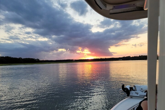 Private Dolphin Boat Tour in Hilton Head Island