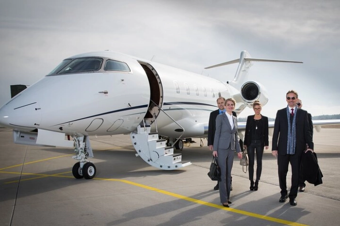 Private Transfer To or From Fairfax and Dulles International Airport