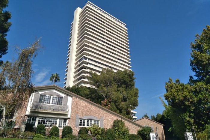 Image 10