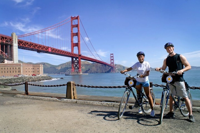 Golden Gate Bridge to Sausalito: Self-Guided Bike Tour