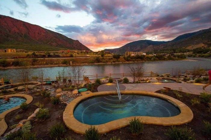 Iron Mountain Hot Springs Private Transportation Service