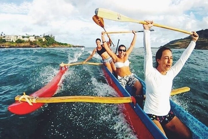 Outrigger Canoe Surfing at Kalapaki Beach 