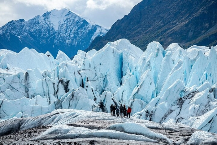 Matanuska Glacier Hike with Lunch Summer & Winter