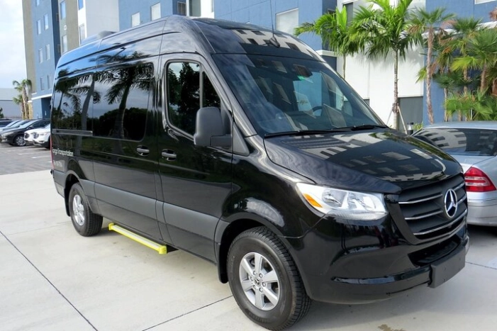 Private transfer from Port of Miami to Fort Lauderdale.