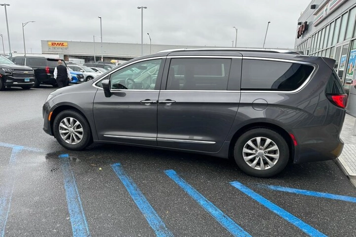 Bozeman Airport (BZN) to Gardiner - Round-Trip Private Transfer