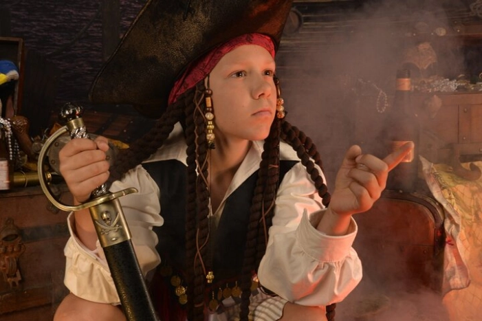 Pirate Costume Photo Shoot