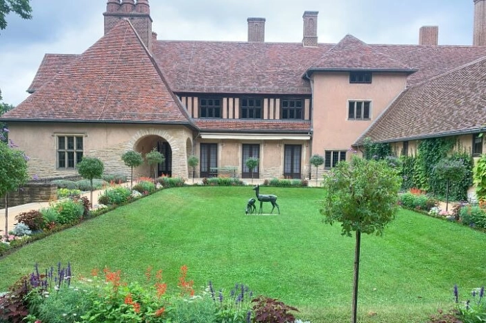 Image 4