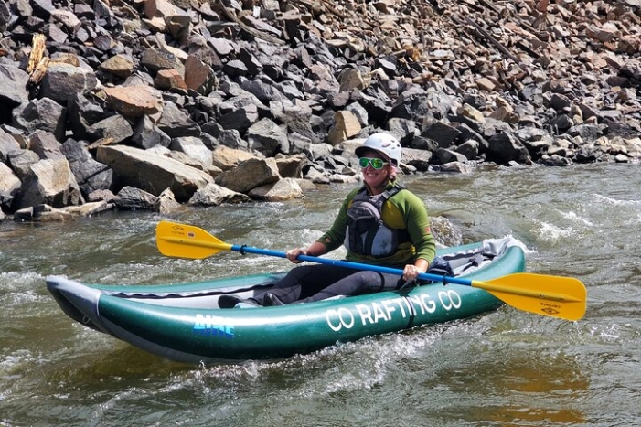 Inflatable Kayak Adventure Colorado River: Half Day Guided Tour 