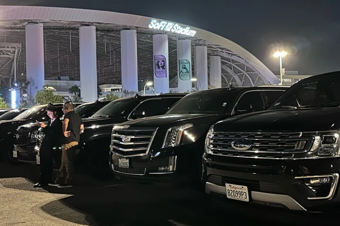 Private Transfer From LAX with Professional Chauffeur