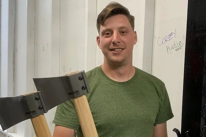 Axe Throwing in Galveston