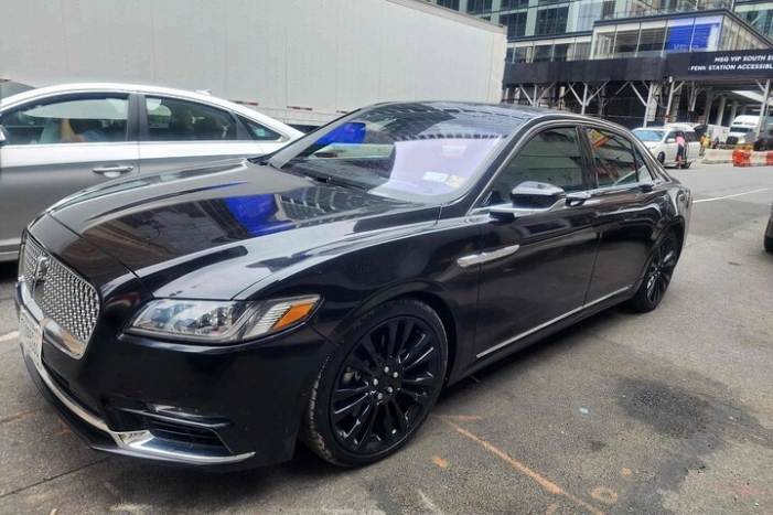 Private Round Trip EWR Newark Airport to and from New York City 