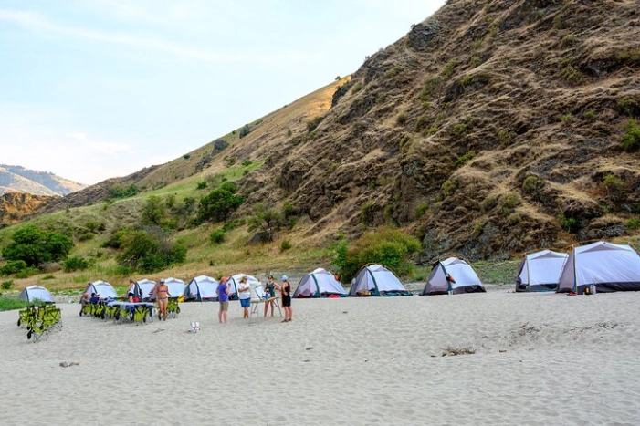 4 Day Whitewater Rafting on the Lower Salmon with Wine and Food