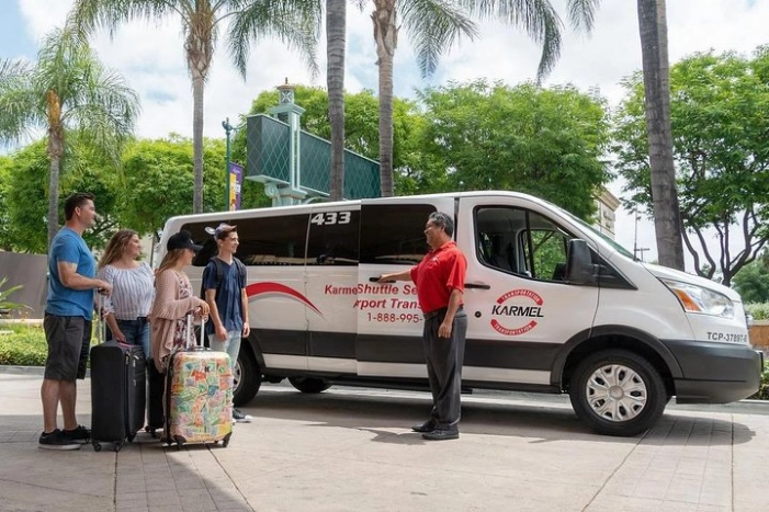 Private Van Airport Departure Transfer: Anaheim Resort to Long Beach Airport