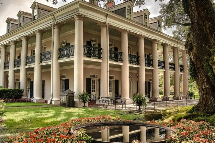 Full-Day Oak Alley Plantation & Airboat Swamp w/Transfer