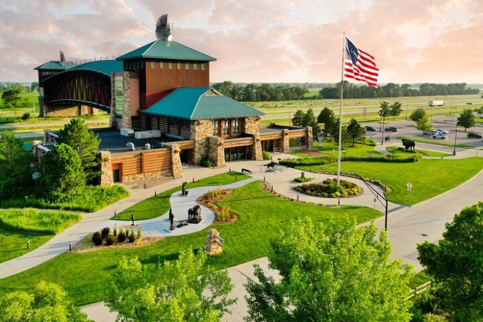 Great Platte River Road Archway Monument