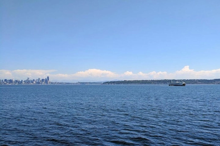 Bainbridge Island Wine and History - Private Luxury Day Tour with Lunch